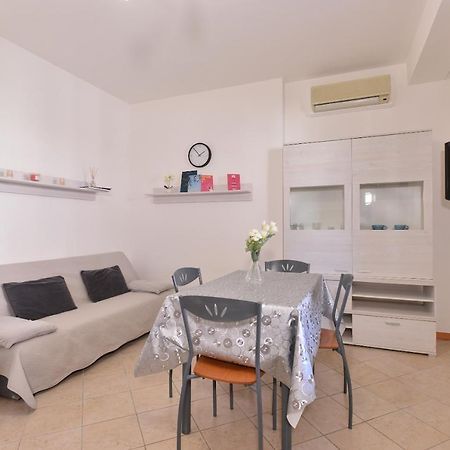 IzzHome Blue Sea Pula Exterior foto